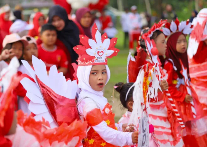 Aneka Kostum Kreatif Ramaikan Jalan Sehat LDII Kota Samarinda