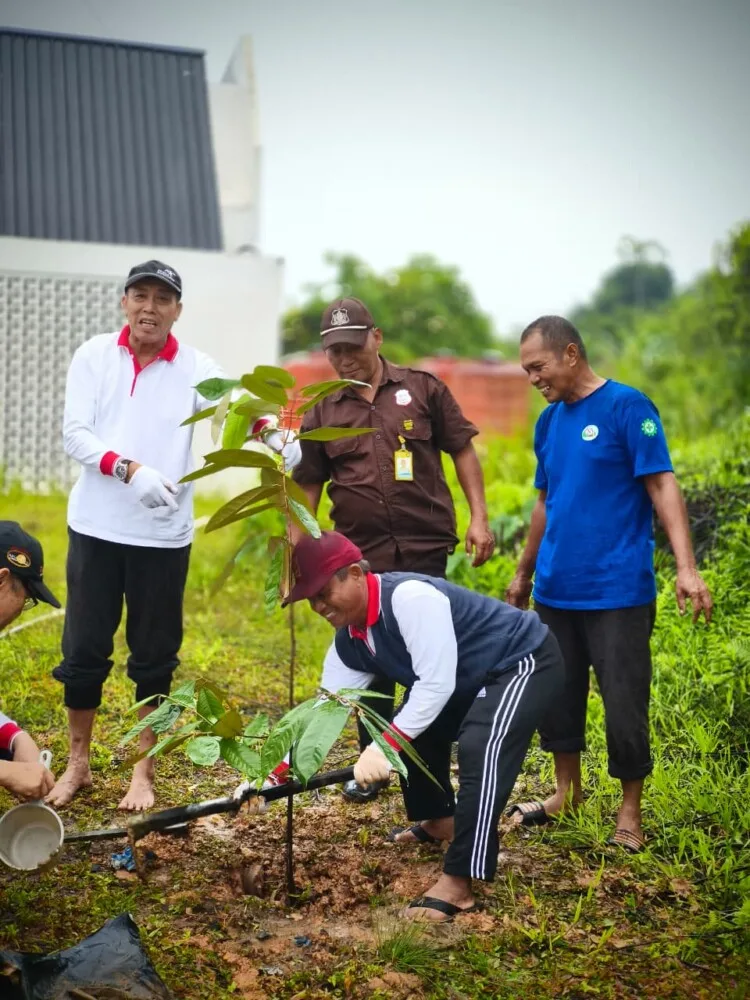 LDII Samarinda Hadir dalam Peringatan Hari Menanam Pohon Indonesia Bersama FKUB dan Komunitas Lingkungan
